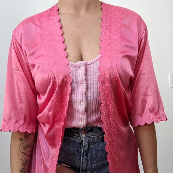 🖤 Vintage Robe - Picture 3 of 7